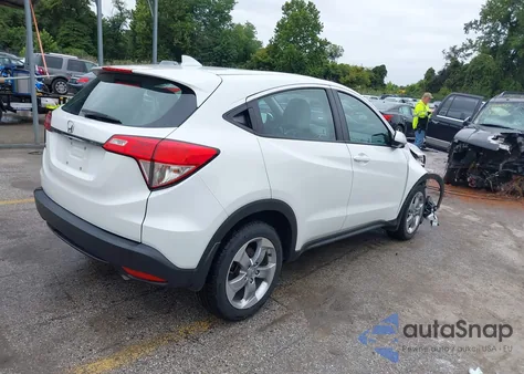 2021 Honda Hr-V 2Wd Lx из США, поврежденный, VIN 3CZRU5H31MM718659